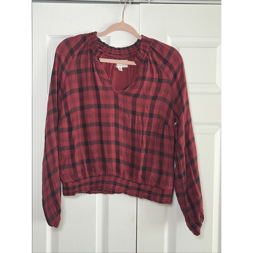 Cloth & Stone Anthropologie Plaid Smocked Blouse Womens Size M Red Black Check